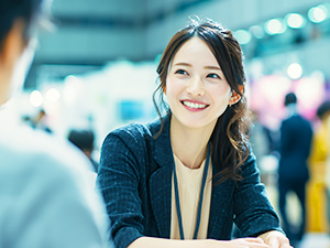 株式会社アース イベントの企画・運営／未経験歓迎／土日祝休み／年休125日