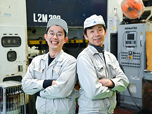 青谷工業株式会社 金属部品の生産管理／未経験歓迎／年収430万円～／報奨金あり