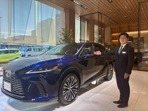 神戸トヨペット株式会社 レクサスの新車・中古車の提案／定着率96％／年休118日