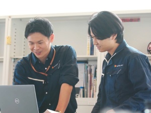 株式会社東海ヒット 機械・電気設計／業界不問／残業月5h／年休127日／転勤無