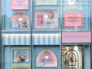 株式会社Ｊｕｉｃｅ キャラクターのグラフィックデザイナー／土日祝休み／早期昇給も