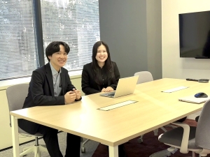 株式会社Ｃｒｅｓｃｅｎｔ ECコンサルタント／未経験歓迎／土日祝休み／月給30万円～