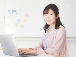 株式会社ニューフレアテクノロジー 採用・人事担当／リモートOK／フレックス制／残業月20h程度