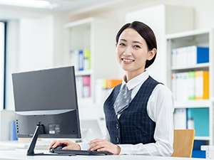 医療法人財団順和会(国際医療福祉大学グループ) 経理課事務／医療費補助制度あり／港区駅チカ勤務