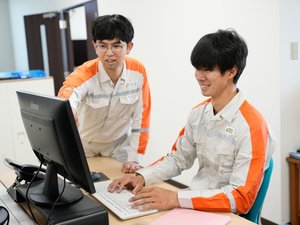 幌清株式会社 安定企業の社内SE／残業ほぼなし／年休120日以上