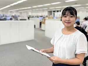 ピットデザイン株式会社 社内SE／年間休日128日／実務未経験歓迎／月給30万円以上