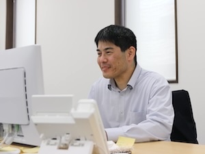 株式会社アイトップ 経理事務／40代活躍中／定時退社／月給28万円～40万円