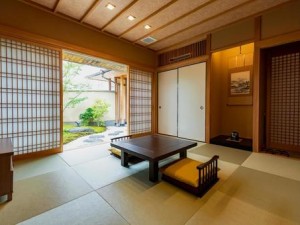 株式会社ライフネット東海 営業／自社ブランド畳／月給30万円以上／ノルマなし／裁量大