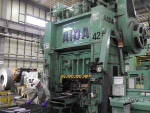 株式会社啓愛社 機械オペレーター／賞与80万円以上／年間休日122日／土日休