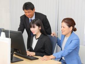 シンライ化成株式会社 受発注事務／基本定時退社／年間休日127日／サポート体制抜群