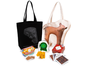 株式会社オークコーポレーション 商品企画／年休125日／月給29万円～／130a03t