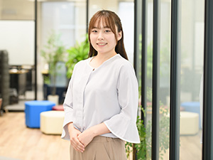 スイングバイテクノロジー株式会社 本社事務／未経験OK／土日祝休／残業10h以下／賞与年3回