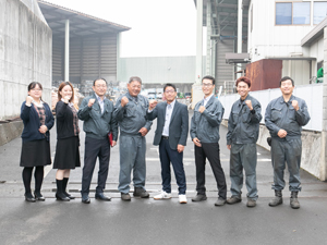 有限会社加藤商店 現場管理（課長職候補）／月給31.1万円～／賞与年2回