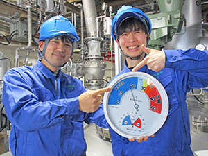 豊国製油株式会社 ヒマシ油関連製品の製造オペレーター／基本定時／年休120日