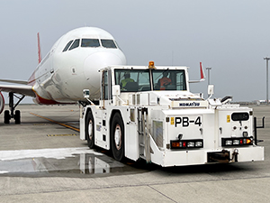 株式会社トラジャルフレール(クロヒジグループ) 空港作業スタッフ／未経験歓迎／家具家電付き社員寮あり