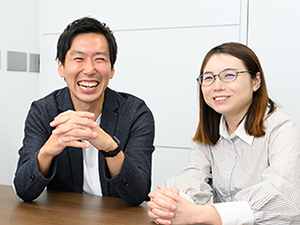 株式会社ロココ【スタンダード市場】 上場企業の経理／リモートあり／経験浅めの方も応募OK！