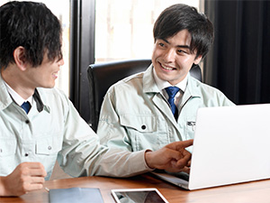 渥美運輸株式会社 配車事務スタッフ／完休2日／転勤・ノルマなし／未経験歓迎