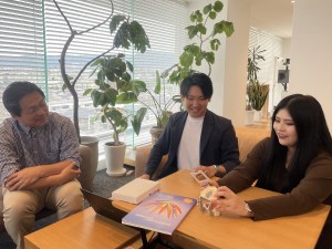 プレミアムプラスジャパン株式会社 海外調達／未経験歓迎／年休124日／土日祝休／英語力を活かす