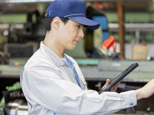 理研アルマイト工業株式会社 加工・製造スタッフ／未経験歓迎／賞与実績4.17カ月分