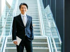 株式会社ライフケア(ライフケアグループ) 介護施設の開発営業／月給40万円～60万円／基本土日祝休み