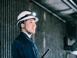 出光エンジニアリング株式会社(出光興産グループ) プラント施工管理／フレックス制／年休124日・土日祝休み