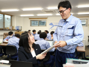 株式会社キャリー・オン 未経験からはじめる事務スタッフ／賞与年2回／年休120日