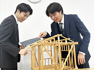 株式会社キユーハウ 建材のルート営業／経験者優遇／4年連続給与ベースアップ中！