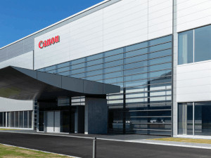 宮崎キヤノン株式会社(キヤノングループ) 技術職／グローバル品質を担う／年間休日125日