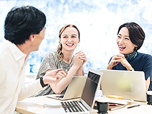 株式会社ＷＥＷＯＲＬＤ 新規開拓法人営業／成長市場の人材業界／営業経験者歓迎