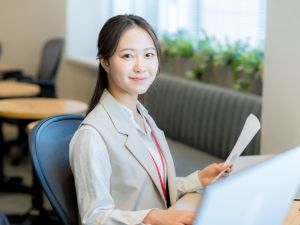 株式会社ライフケア(ライフケアグループ) 労務事務／未経験歓迎／賞与年2回・決算賞与／残業月10Ｈ程度