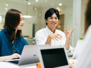 ｉ‐ＰＲＯ株式会社 マーケティング／AIカメラ国内トップシェア企業／年休127日