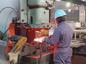 豊和鍛工株式会社 鍛造士／全員が未経験スタート／夜勤なし・年休120日