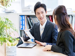 株式会社シー・リンク 三宮／物流事務／20代活躍中／年休124日以上