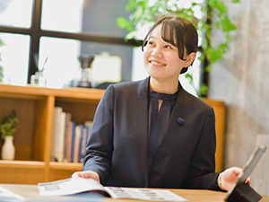 株式会社ＬＩＶＥＮＴ（リベント） 本社スタッフ／完週休2日／賞与年2回／月給30万円以上／品川
