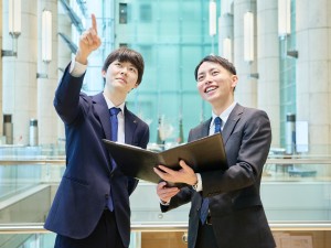 株式会社クマヒラ 法人営業／月給30万円／土日祝休／年休124日／賞与5カ月分