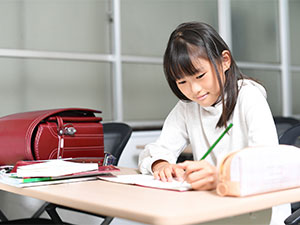 株式会社日能研九州 バックオフィススタッフ／女性活躍中／完休2日制／未経験OK