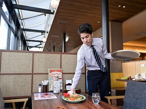 株式会社すかいらーくホールディングス（ガスト・バーミヤン・ジョナサン・夢庵・藍屋・から好し・ステーキガスト・むさしの森珈琲など）【プライム市場】(すかいらーくグループ) マネジャー候補／賞与年3回／年収1000万円目指せる