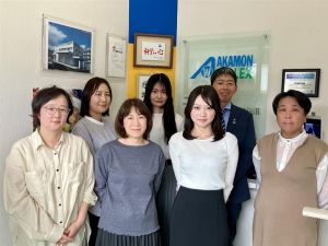 赤門ウイレックス株式会社 営業事務／賞与年4回／年休125日／残業月10h／未経験歓迎