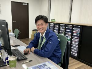 ｎｂｓ株式会社 特殊コネクタの技術営業／未経験歓迎／年休126日／賞与5カ月