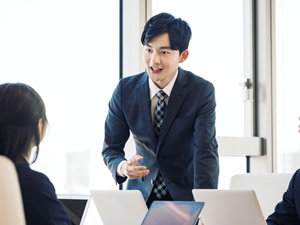ランスタッド株式会社 公共案件BPO事業担当（チーム管理者）・年休120以上／SV