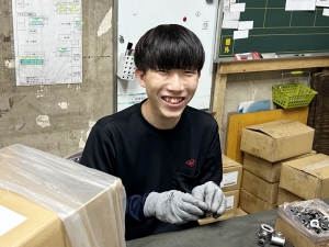 ヤブモト工業株式会社 倉庫管理（検品・出荷準備等）／昨年賞与4ヶ月超／完全週休2日