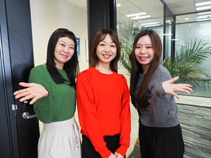 株式会社プレシャスパートナーズ 人事／月給25万円～／転勤なし／年休129日／経験者優遇