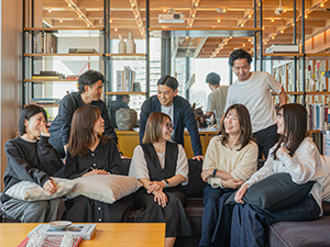 マルゴト株式会社 労務（フルリモート）／残業10h／出社や転勤のない働き方
