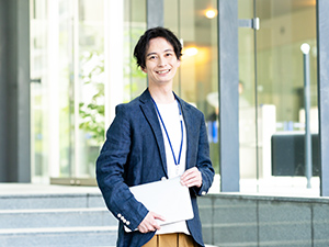 ヒートウェーブ株式会社 ITスクールの運営スタッフ／受講生の成長と就職を支える仕事