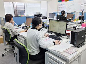 有限会社ベルサービス 電話対応スキルが活かせる事務スタッフ／未経験でも月給25万～