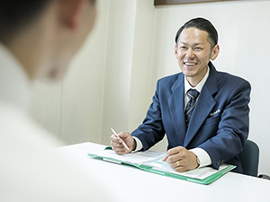 アリさんマークの引越社（株式会社引越社）／静岡東支店・静岡西支店 見積りスタッフ／未経験歓迎／月給33万円～／年間休日123日