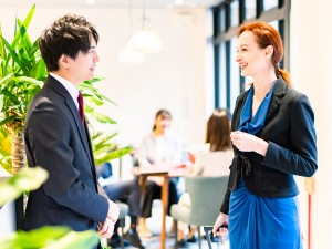 株式会社マルコム 産業用計測機器の海外法人営業／年休122日・土日祝休