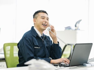 福山旭陸運倉庫株式会社 運行管理・事務スタッフ／未経験歓迎／月給30万円以上／転勤無