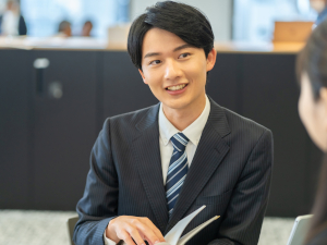 富有貿易株式会社 営業／食品業界経験者優遇／年収1000万円可／年休125日