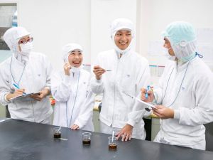 天狗缶詰株式会社 缶詰メーカーの品質管理／未経験歓迎／賞与実績4～5カ月分